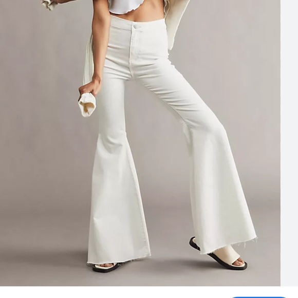 Free People Denim - We the Free by Free People Just Float On Flare off-white Jeans